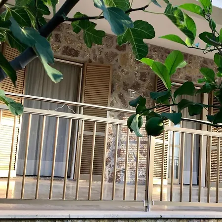 Pinosalia Villa *