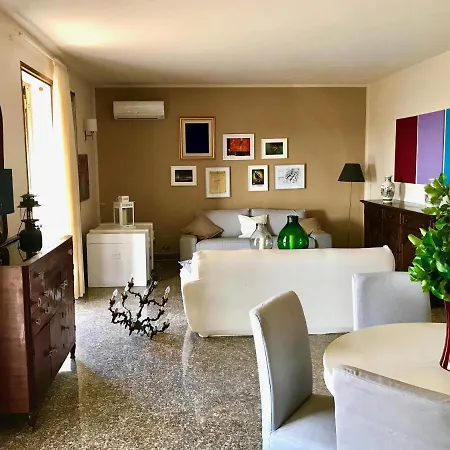 Pinosalia Villa Terrasini