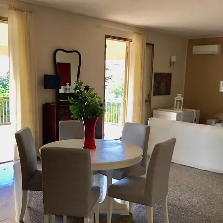 Pinosalia Villa Terrasini